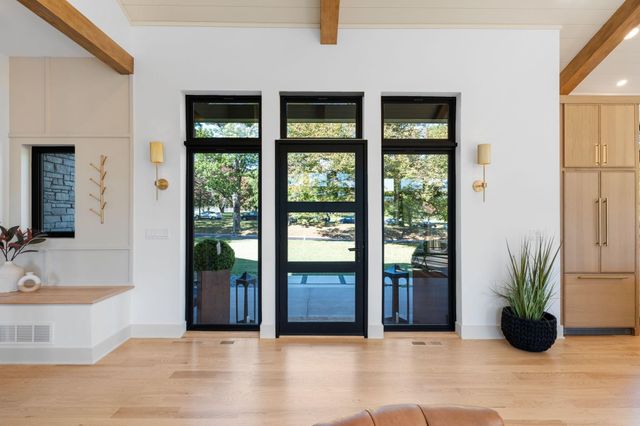 2040 Edgcumbe Road, Saint Paul, MN 55116