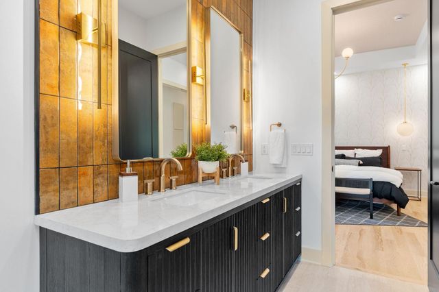 2040 Edgcumbe Road, Saint Paul, MN 55116