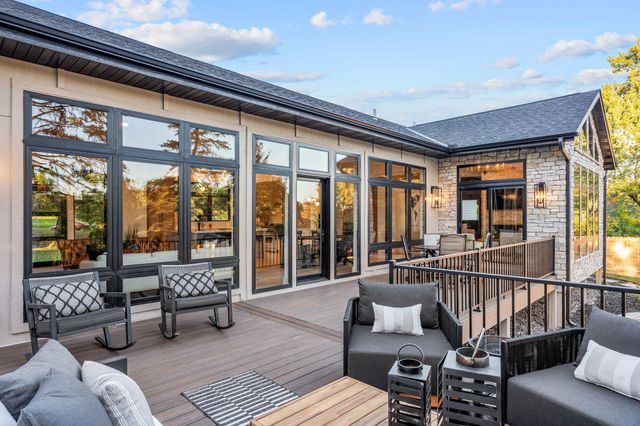 2040 Edgcumbe Road, Saint Paul, MN 55116