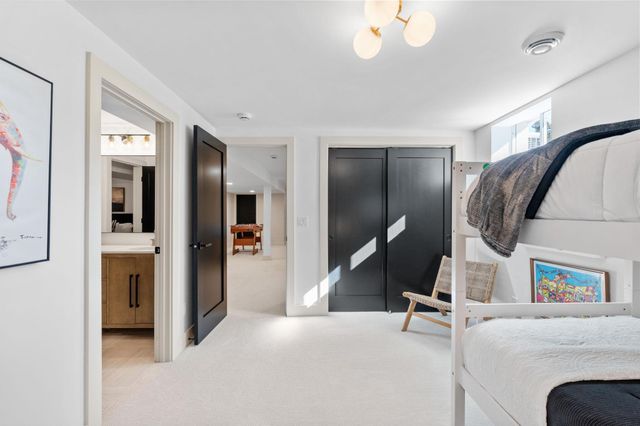 2040 Edgcumbe Road, Saint Paul, MN 55116