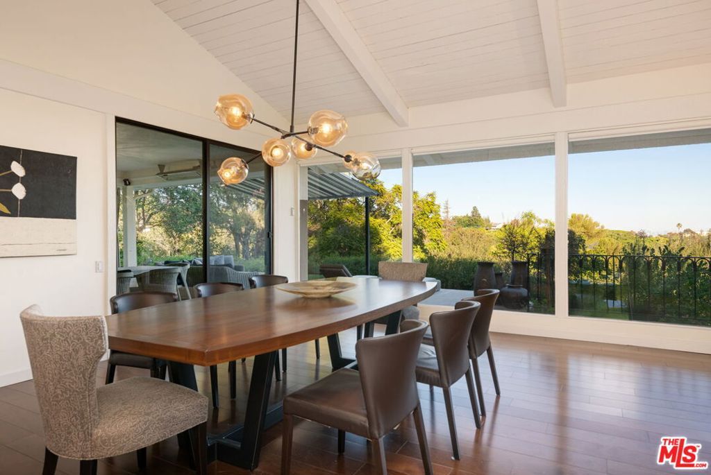 204 Ashdale Place, Los Angeles, CA 90049 — photo 5