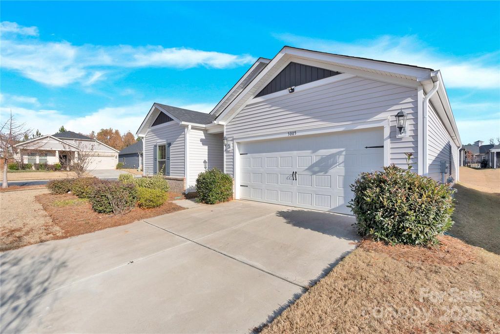 3005 Striped Maple Court, Charlotte, NC 28215