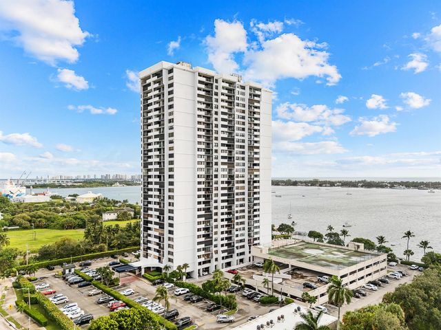5600 N Flagler Drive 605, West Palm Beach, FL 33407