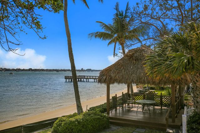 5600 N Flagler Drive 605, West Palm Beach, FL 33407