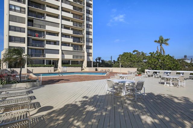 5600 N Flagler Drive 605, West Palm Beach, FL 33407