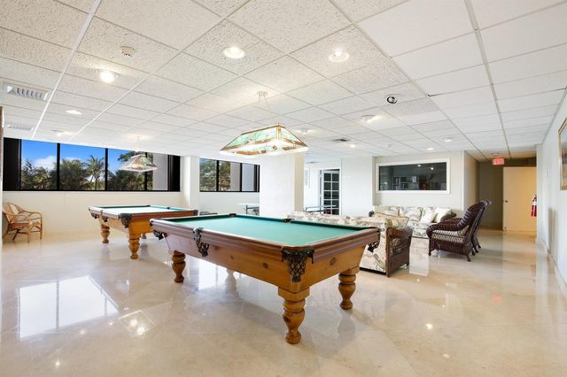 5600 N Flagler Drive 605, West Palm Beach, FL 33407
