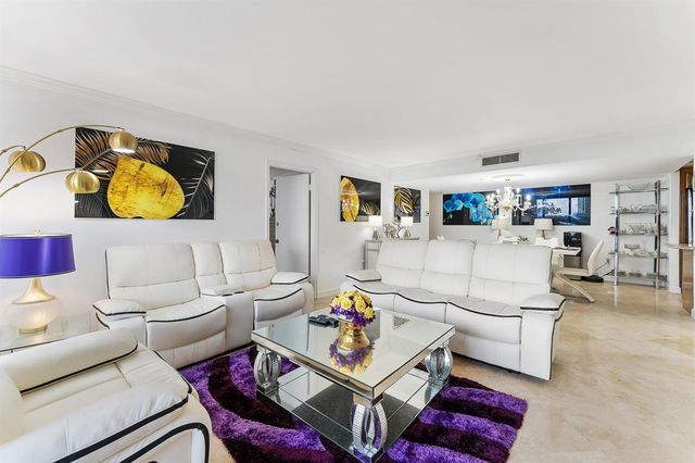 5600 N Flagler Drive 605, West Palm Beach, FL 33407