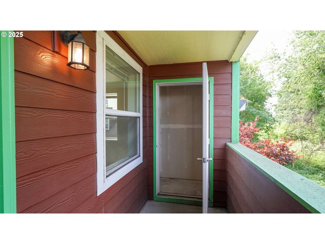 9234 Se DIVISION St 110, Portland, OR 97266