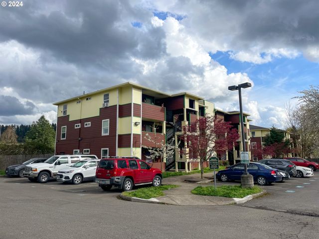 9234 Se DIVISION St 110, Portland, OR 97266