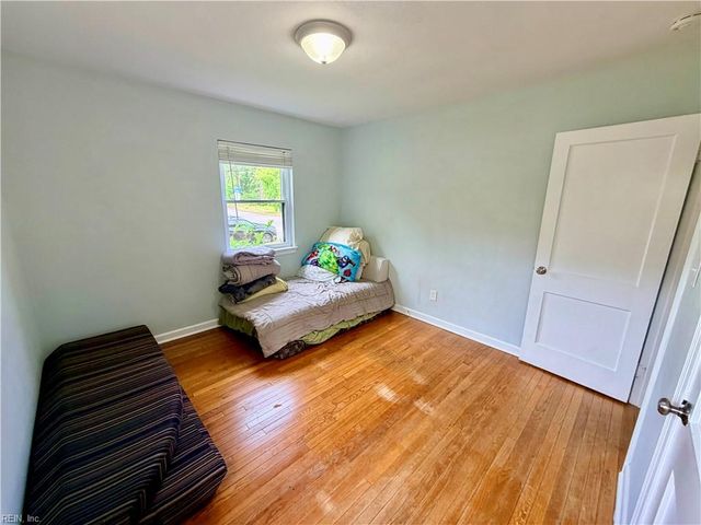 6250 Tappahannock DR, Norfolk, VA 23509