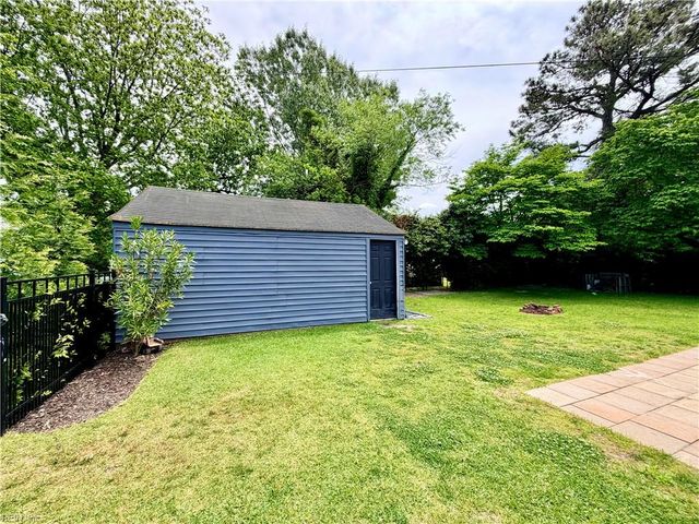 6250 Tappahannock DR, Norfolk, VA 23509