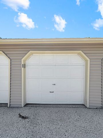 905 Abingdon Court, Gurnee, IL 60031