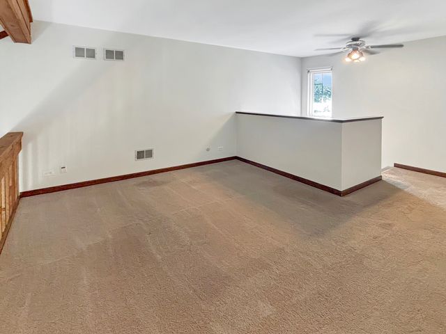 905 Abingdon Court, Gurnee, IL 60031