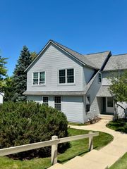 905 Abingdon Court, Gurnee, IL 60031