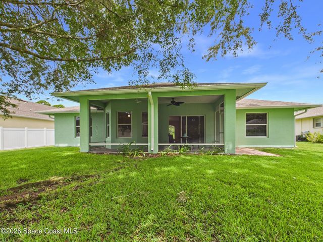 732 Newhall Terrace, Sebastian, FL 32958