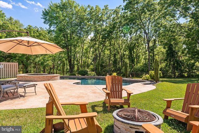 806 ARBOR LN, Schwenksville, PA 19473