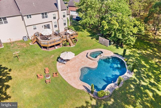 806 ARBOR LN, Schwenksville, PA 19473