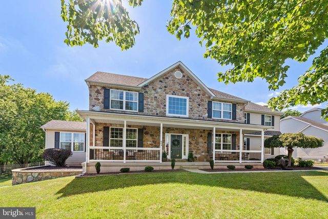 806 ARBOR LN, Schwenksville, PA 19473