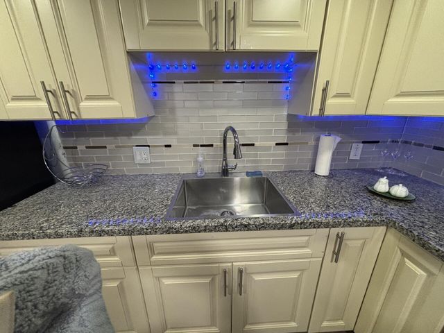 6931 NW 45th Terrace, Coconut Creek, FL 33073