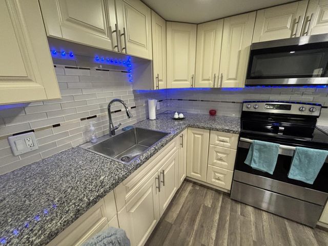 6931 NW 45th Terrace, Coconut Creek, FL 33073