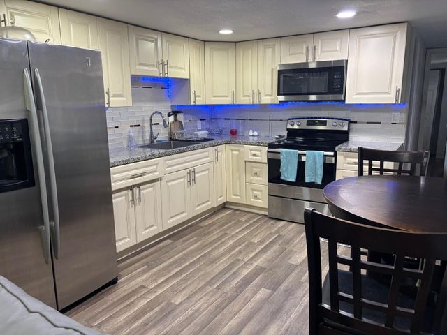 6931 NW 45th Terrace, Coconut Creek, FL 33073