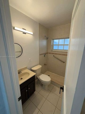 4000 SW 16th Ter 4010, Miami, FL 33134