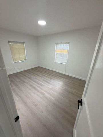 4000 SW 16th Ter 4010, Miami, FL 33134