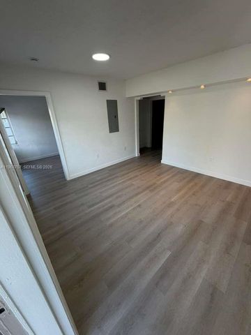 4000 SW 16th Ter 4010, Miami, FL 33134