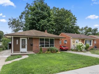 30033 Avondale Street, Inkster, MI 48141