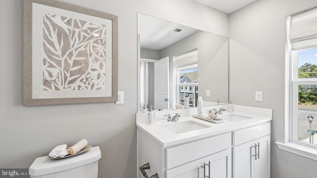 79 FOREST PARK DR, Waretown, NJ 08758