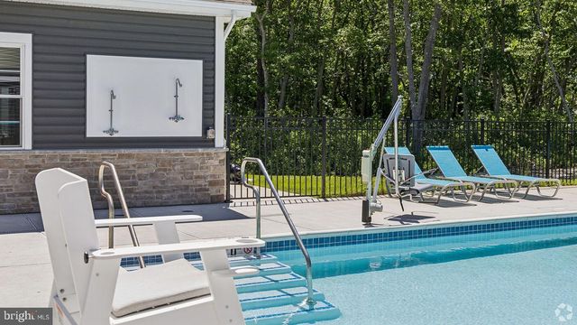 79 FOREST PARK DR, Waretown, NJ 08758