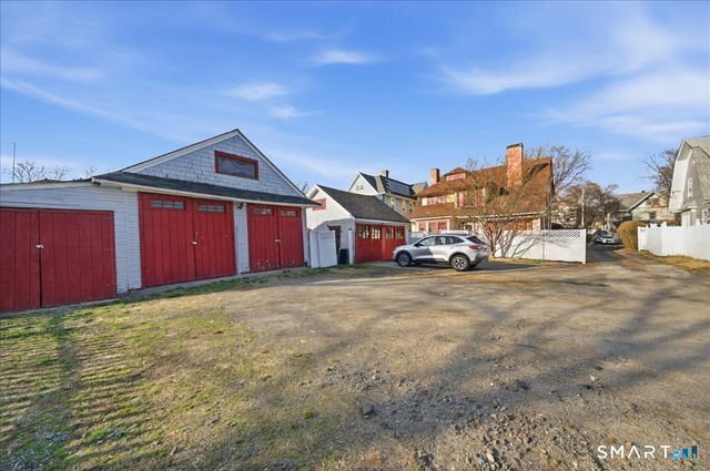 839 Laurel Avenue, Bridgeport, CT 06604