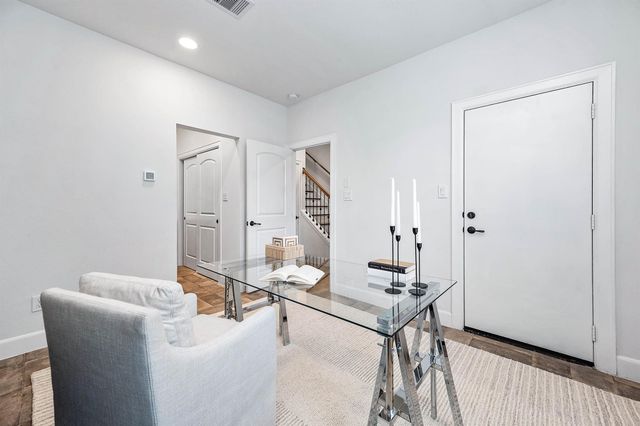 4013 Barnes Street, Houston, TX 77007