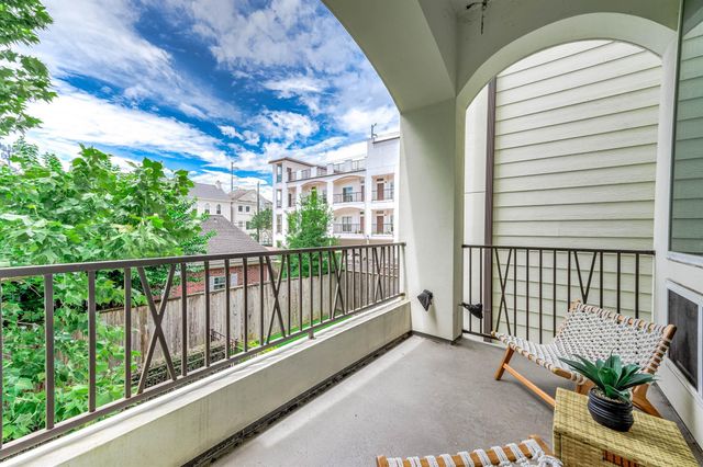 4013 Barnes Street, Houston, TX 77007