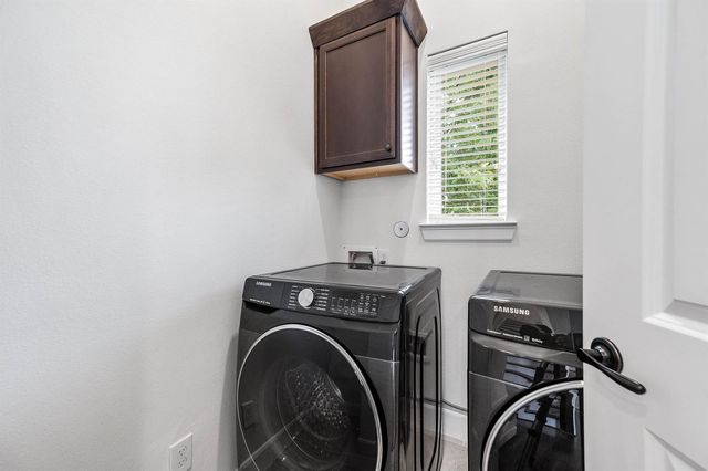 4013 Barnes Street, Houston, TX 77007