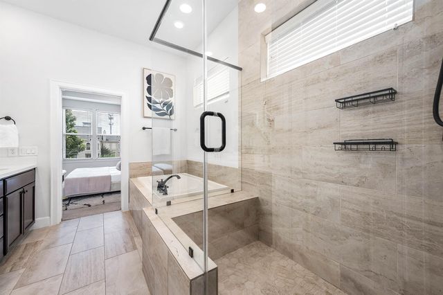 4013 Barnes Street, Houston, TX 77007