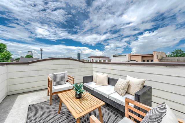 4013 Barnes Street, Houston, TX 77007