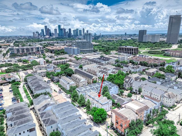 4013 Barnes Street, Houston, TX 77007