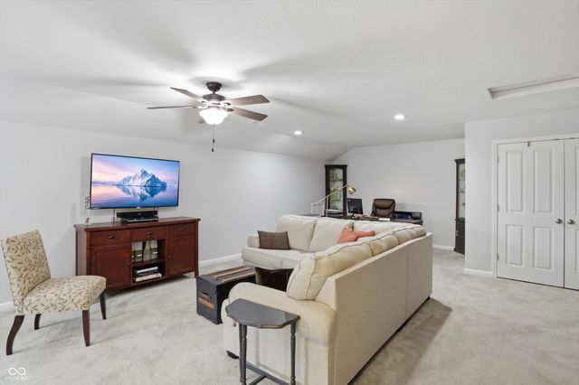 8025 Rissler Drive, Indianapolis, IN 46237