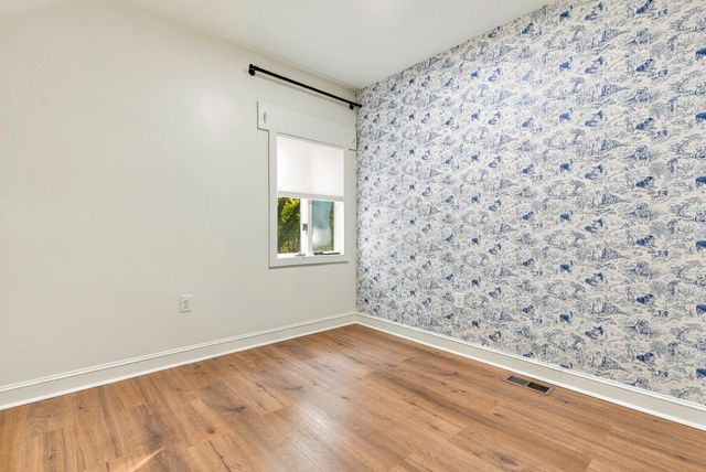477 Oakhill Ave, Attleboro, MA 02760