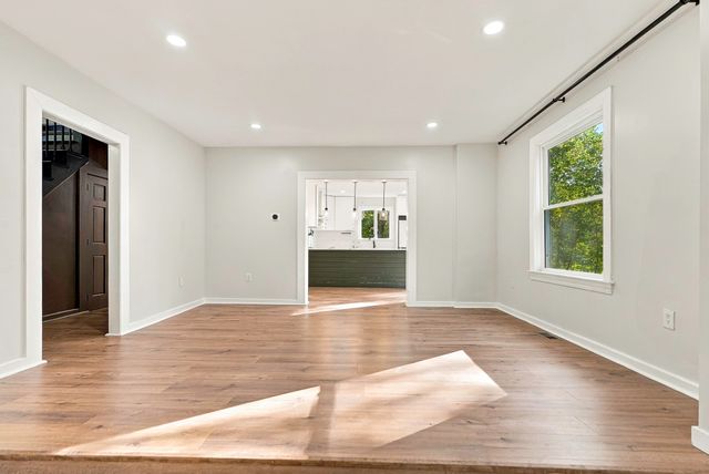 477 Oakhill Ave, Attleboro, MA 02760