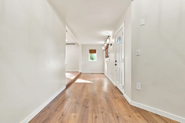 477 Oakhill Ave, Attleboro, MA 02760