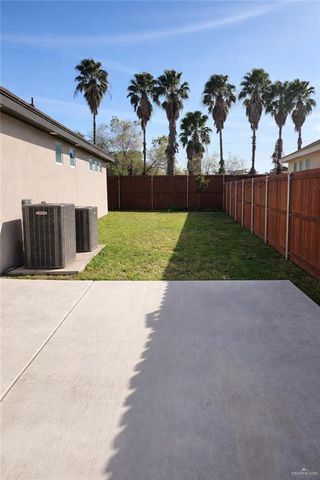 1530 E Silos Avenue, Edinburg, TX 78542