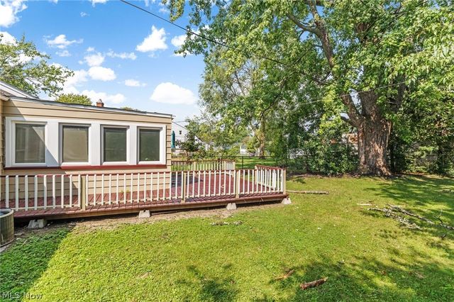 32801 Baldwin Road, Solon, OH 44139