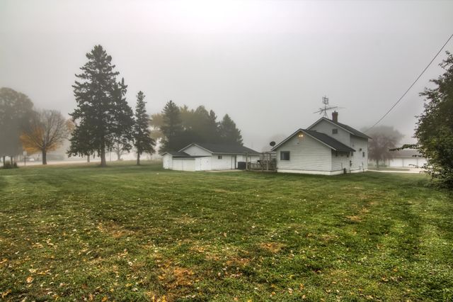 611 8th Street E, Wabasha, MN 55981