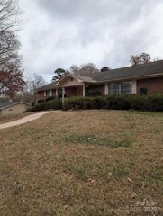 138 Arlington Avenue SE, Concord, NC 28025