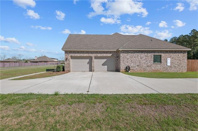 5289 Walter Lee Circle E, Grand Bay, AL 36541