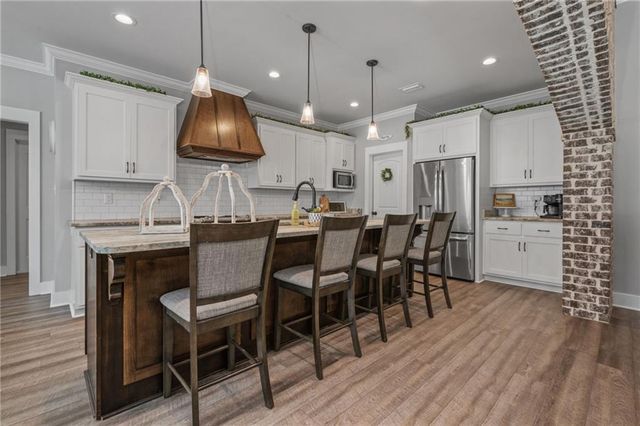 5289 Walter Lee Circle E, Grand Bay, AL 36541