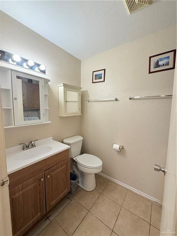 807 E 21st Street 8, Mission, TX 78572