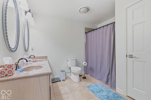 18 Sherry Court, Carmel, IN 46032